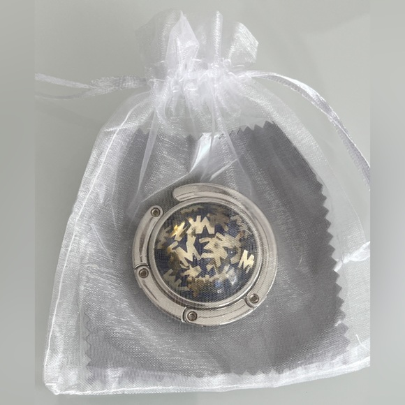 Foldable Bag Hook/Purse Hangers - Handmade - Fits Most Tables - Picture 7 of 7